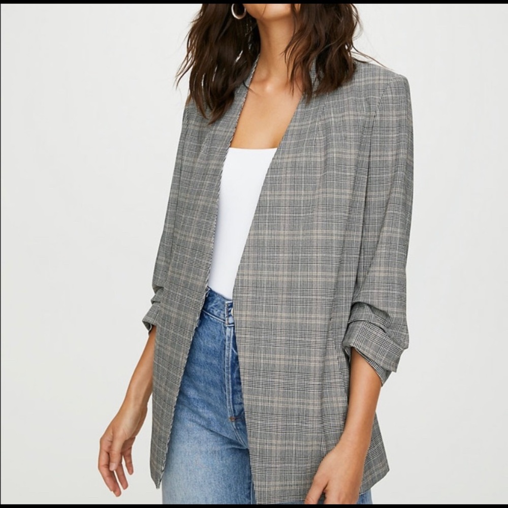 Aritzia Babaton Grey Plaid Power Blazer
